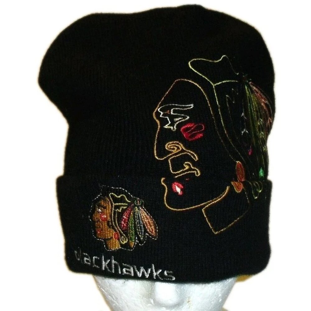 Chicago Blackhawks Vintage Mens Beanie Winter Hat Cuffed Big Logo New Nhl Hockey
